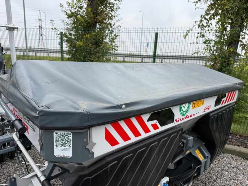 Розкидач добрив SERPER 1200 